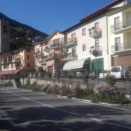 Appartamento Sul Lago D'Iseo Tavernola Bergamasca Dış mekan fotoğraf
