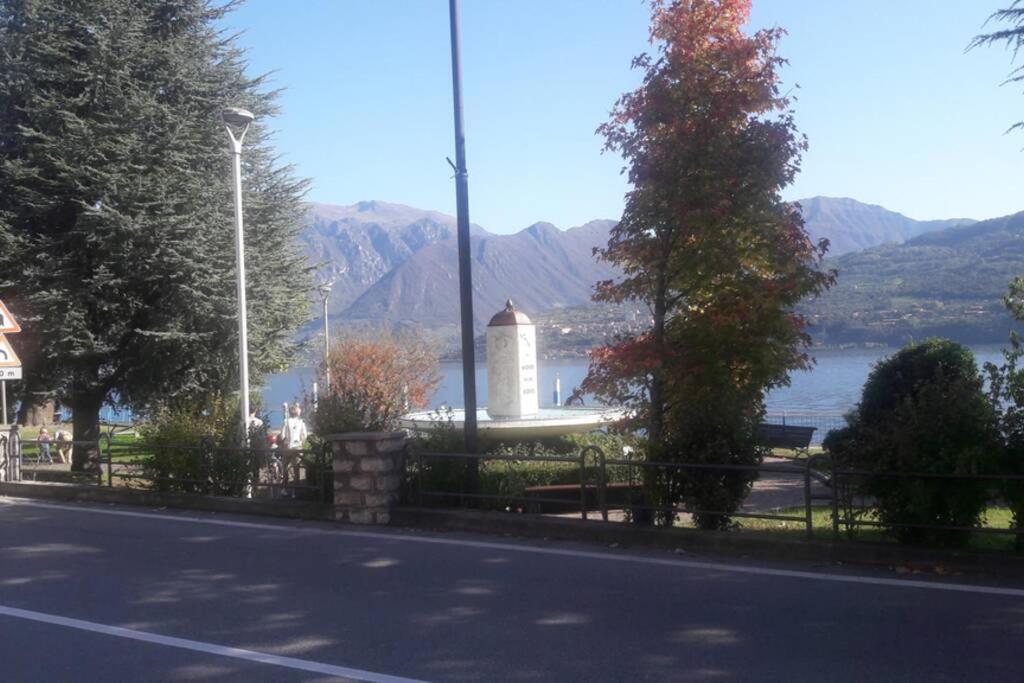 Appartamento Sul Lago D'Iseo Tavernola Bergamasca Dış mekan fotoğraf