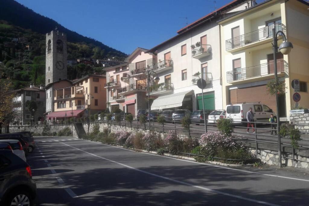 Appartamento Sul Lago D'Iseo Tavernola Bergamasca Dış mekan fotoğraf